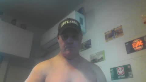 kiwiguy19773 online show from June 22, 2026, 2:02 am