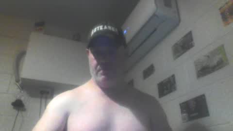 kiwiguy19773 online show from July 7, 2026, 7:09 am