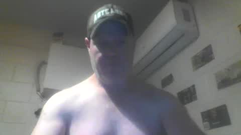 kiwiguy19773 online show from July 15, 2026, 6:40 am