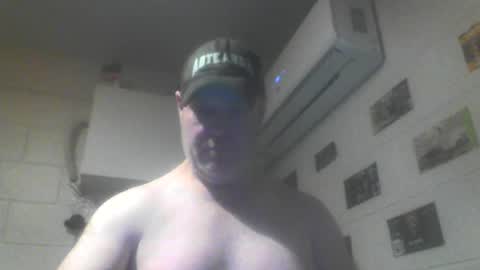 kiwiguy19773 online show from July 16, 2026, 7:03 am