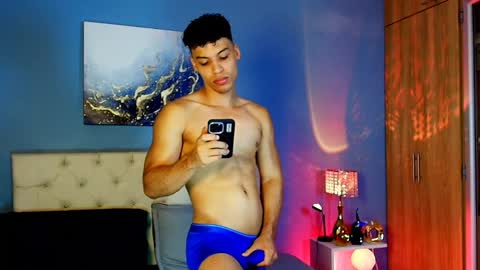 klaton__ online show from April 1, 2026, 11:35 pm