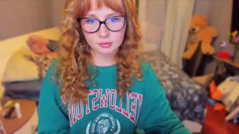 Klementinafanslyklementina6661 online show from October 3, 2025, 9:01 pm