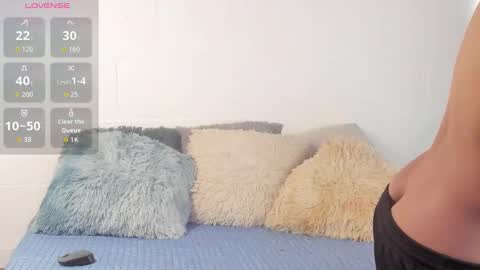 KLEO online show from November 17, 2025, 10:15 pm