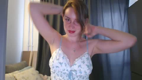 Snapshot of kleopatra__ chatting on July 14, 2026, 10:21 am kleopatra__ online show from July 14, 2026, 10:21 am