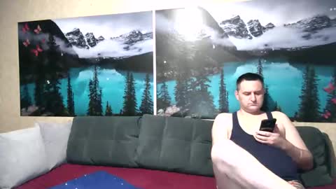 Snapshot of kleosnow chatting on April 24, 2026, 8:17 am Kleosnow online show from April 24, 2026, 8:17 am