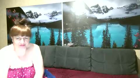 Snapshot of kleosnow chatting on May 2, 2026, 9:14 am Kleosnow online show from May 2, 2026, 9:14 am