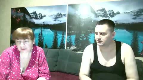 Snapshot of kleosnow chatting on May 17, 2026, 9:17 am Kleosnow online show from May 17, 2026, 9:17 am