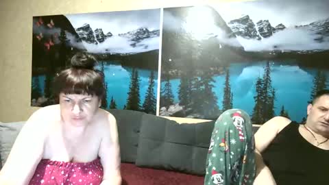 Snapshot of kleosnow chatting on May 20, 2026, 8:15 pm Kleosnow online show from May 20, 2026, 8:15 pm