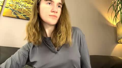 Kleya online show from November 21, 2025, 7:01 pm