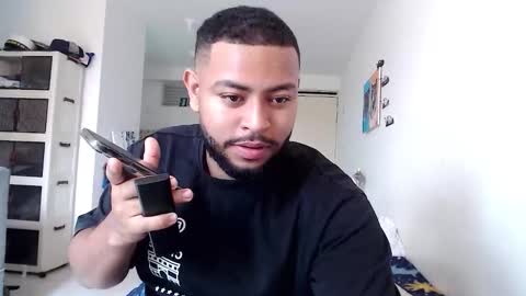 Snapshot of kleyton336 chatting on November 1, 2025, 5:04 pm kleyton online show from November 1, 2025, 5:04 pm