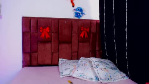Kloe online show from June 27, 2026, 7:41 pm