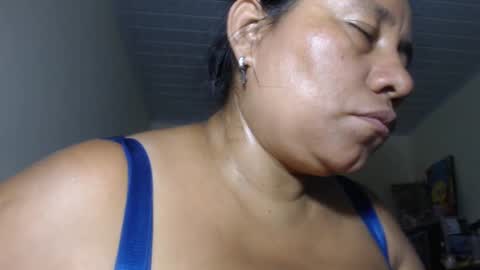 Kloe online show from September 17, 2025, 7:54 am