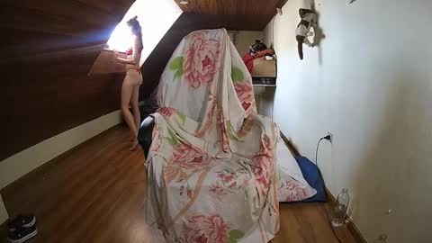 Snapshot of klowrash chatting on March 10, 2025, 4:25 pm Klowrash online show from March 10, 2025, 4:25 pm