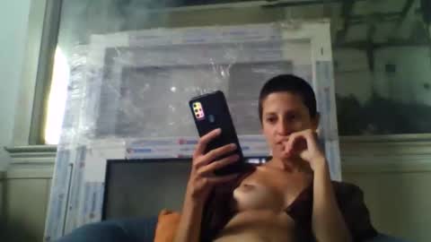 Snapshot of klowrash chatting on January 15, 2026, 8:45 pm Klowrash online show from January 15, 2026, 8:45 pm