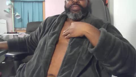 Snapshot of kmart2629 chatting on January 28, 2025, 11:17 pm ChubbyBlkKing82 online show from January 28, 2025, 11:17 pm