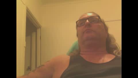 Snapshot of knobout chatting on December 11, 2024, 9:52 am knobout online show from December 11, 2024, 9:52 am