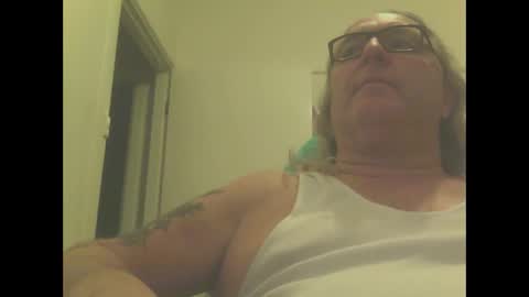 Snapshot of knobout chatting on January 17, 2025, 9:49 am knobout online show from January 17, 2025, 9:49 am