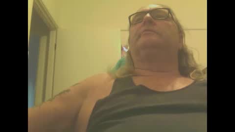 Snapshot of knobout chatting on January 19, 2025, 8:29 am knobout online show from January 19, 2025, 8:29 am