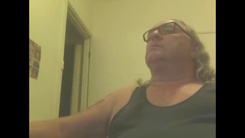 Snapshot of knobout chatting on January 24, 2025, 1:47 pm knobout online show from January 24, 2025, 1:47 pm