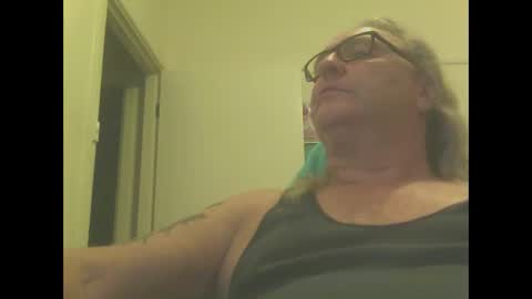 Snapshot of knobout chatting on January 29, 2025, 9:33 am knobout online show from January 29, 2025, 9:33 am