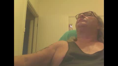 Snapshot of knobout chatting on February 9, 2025, 7:38 am knobout online show from February 9, 2025, 7:38 am