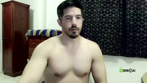 kolombianox online show from June 17, 2026, 3:53 am