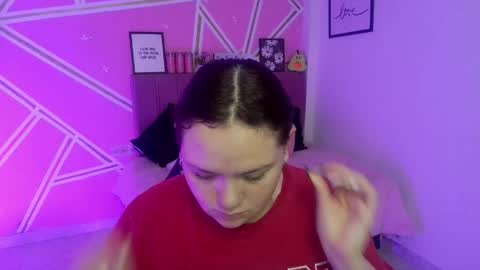 camila online show from April 18, 2026, 1:53 am