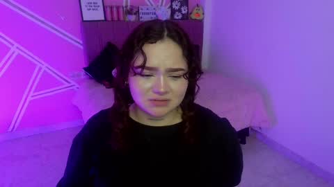 camila online show from April 20, 2026, 8:39 am