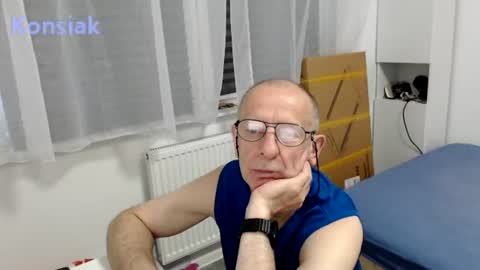 Snapshot of konsiak chatting on June 16, 2026, 6:32 pm Komsiak online show from June 16, 2026, 6:32 pm