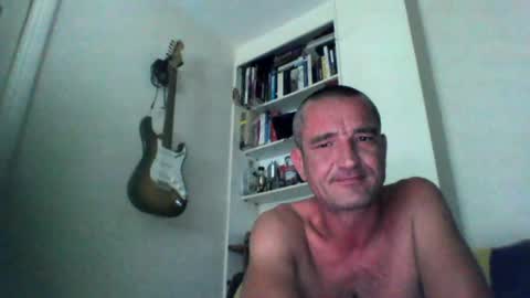 Snapshot of konyfer1985 chatting on July 20, 2026, 11:29 pm konyfer1985 online show from July 20, 2026, 11:29 pm