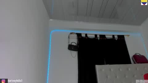 Kortneyhills - Aries online show from October 1, 2025, 3:34 am