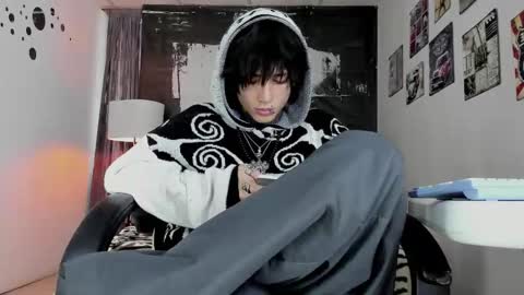 KORYU online show from March 18, 2026, 10:13 pm