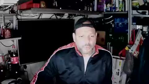 Snapshot of kostasgreek42 chatting on December 22, 2024, 3:11 pm Kosta online show from December 22, 2024, 3:11 pm