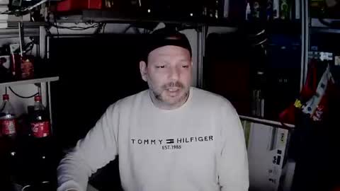 Snapshot of kostasgreek42 chatting on December 24, 2024, 3:37 pm Kosta online show from December 24, 2024, 3:37 pm