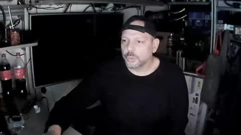 Snapshot of kostasgreek42 chatting on January 7, 2025, 5:20 pm Kosta online show from January 7, 2025, 5:20 pm