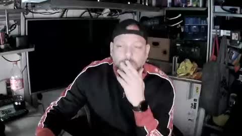 Snapshot of kostasgreek42 chatting on March 2, 2025, 5:25 pm Kosta online show from March 2, 2025, 5:25 pm