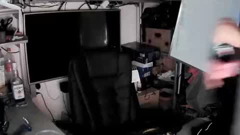 Snapshot of kostasgreek42 chatting on September 16, 2025, 5:14 pm Kosta online show from September 16, 2025, 5:14 pm