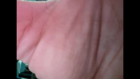 Koto Bombon online show from January 8, 2025, 1:00 am