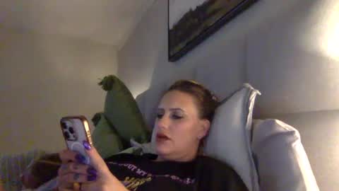 koyoteej online show from February 1, 2025, 8:50 am