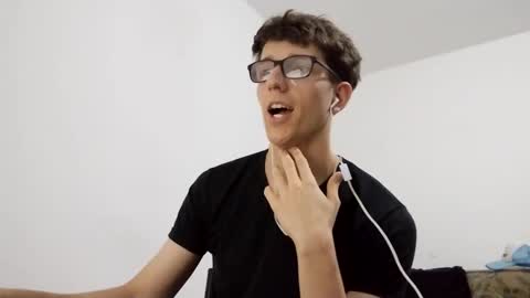 Facu online show from December 21, 2024, 8:18 am