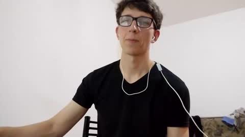 Facu online show from December 31, 2024, 6:24 pm