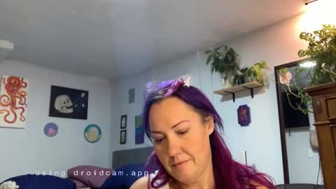 kreamyk420 online show from December 19, 2025, 4:58 pm