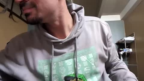 Snapshot of krelper chatting on November 28, 2025, 4:04 am REDACT online show from November 28, 2025, 4:04 am