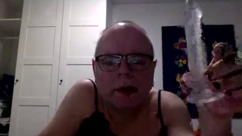 Snapshot of kreolsk34 chatting on October 22, 2025, 8:30 pm kreolsk34 online show from October 22, 2025, 8:30 pm