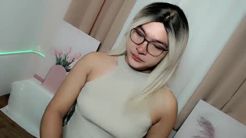 Snapshot of krezikeed chatting on January 12, 2026, 11:21 pm krezikeed online show from January 12, 2026, 11:21 pm