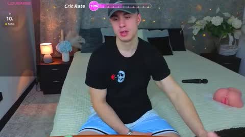 kris_braun online show from February 15, 2026, 10:03 am