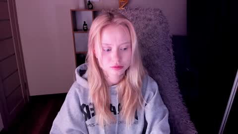 Snapshot of kris_grant chatting on January 26, 2025, 10:34 am kris_grant online show from January 26, 2025, 10:34 am