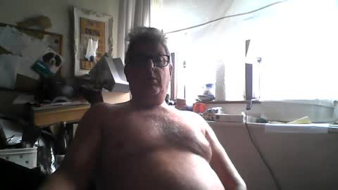 Snapshot of kriss3325 chatting on July 27, 2026, 7:26 am kriss online show from July 27, 2026, 7:26 am