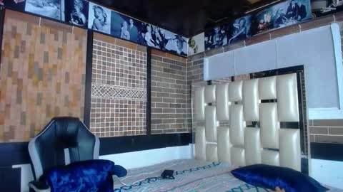 Snapshot of kriss_sweetboobs chatting on February 4, 2026, 12:33 pm kriss_sweetboobs online show from February 4, 2026, 12:33 pm