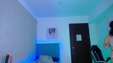 Snapshot of kriss_sweetboobs chatting on February 8, 2026, 10:29 am kriss_sweetboobs online show from February 8, 2026, 10:29 am